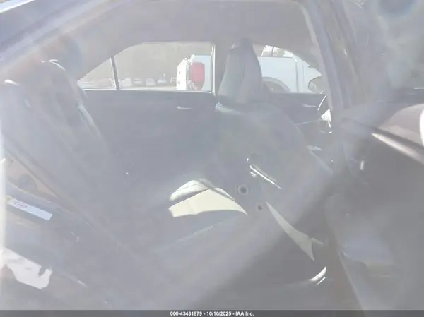 4T1BF1FK4HU676067 2017 TOYOTA CAMRY - Image 8