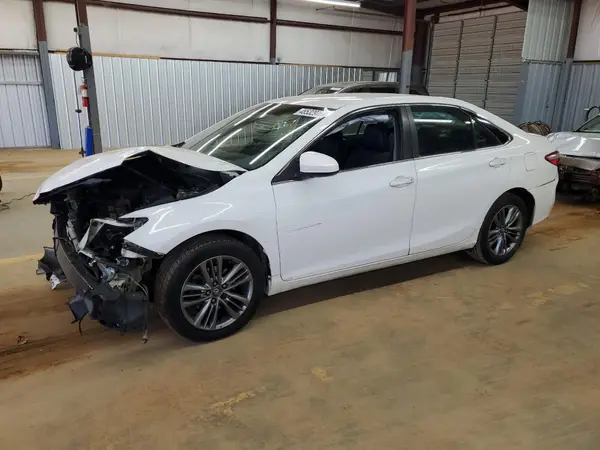 4T1BF1FK4HU679745 2017 TOYOTA CAMRY - Image 1