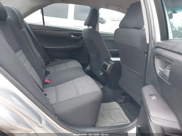 4T1BF1FK4HU681320 2017 TOYOTA CAMRY - Image 8