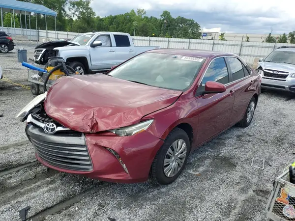 4T1BF1FK4HU681835 2017 TOYOTA CAMRY - Image 1