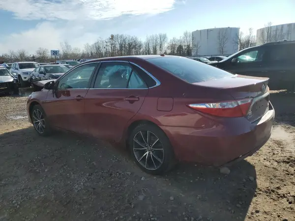 4T1BF1FK4HU682628 2017 TOYOTA CAMRY - Image 2