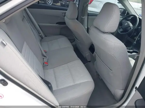 4T1BF1FK4HU685884 2017 TOYOTA CAMRY - Image 8
