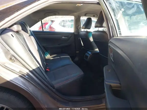 4T1BF1FK4HU686033 2017 TOYOTA CAMRY - Image 8