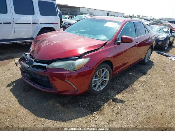 4T1BF1FK4HU686257 2017 TOYOTA CAMRY - Image 2