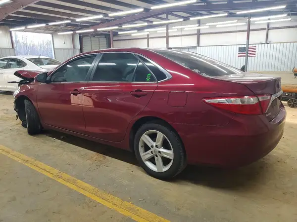 4T1BF1FK4HU687652 2017 TOYOTA CAMRY - Image 2