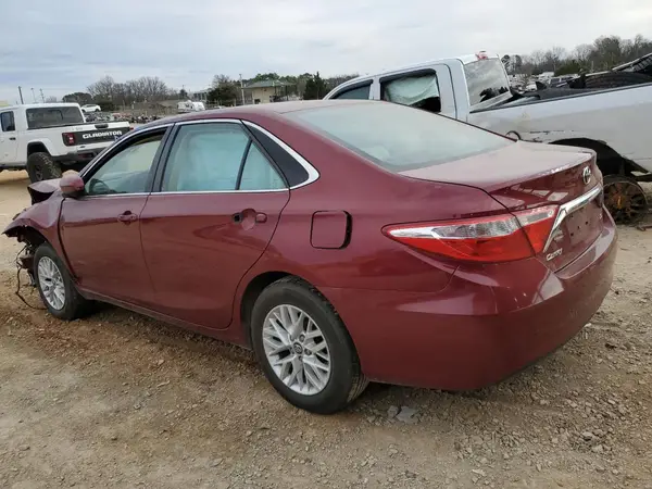 4T1BF1FK4HU690289 2017 TOYOTA CAMRY - Image 2