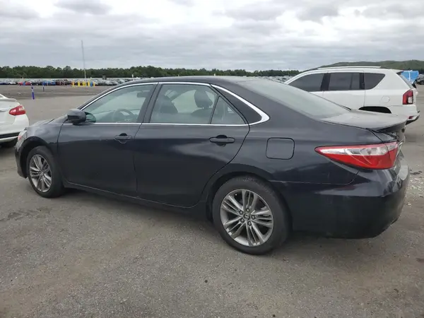 4T1BF1FK4HU696853 2017 TOYOTA CAMRY - Image 2
