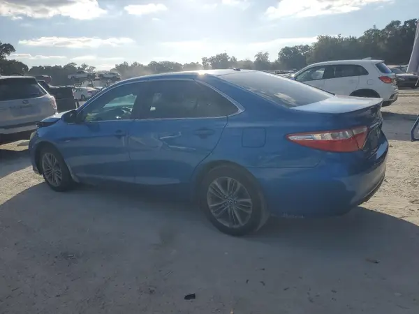 4T1BF1FK4HU697355 2017 TOYOTA CAMRY - Image 2