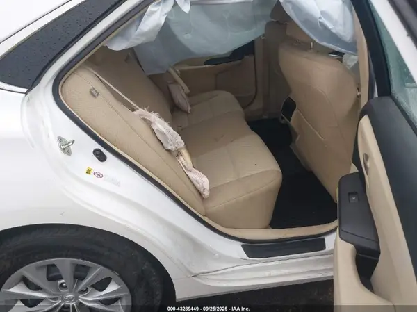 4T1BF1FK4HU699039 2017 TOYOTA CAMRY - Image 8