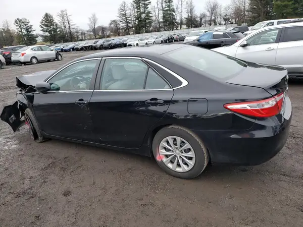 4T1BF1FK4HU701212 2017 TOYOTA CAMRY - Image 2