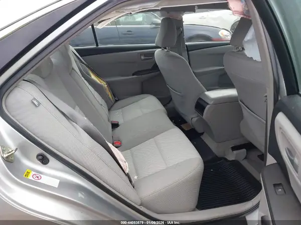4T1BF1FK4HU701274 2017 TOYOTA CAMRY - Image 8