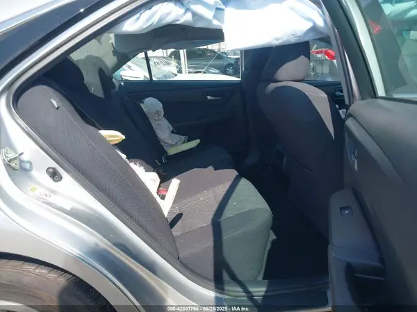 4T1BF1FK4HU702618 2017 TOYOTA CAMRY - Image 8