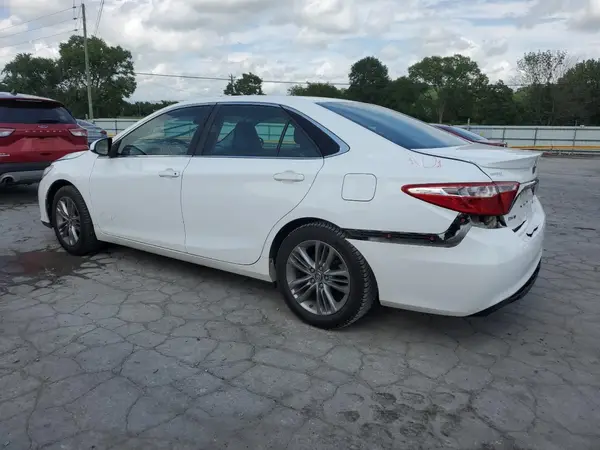 4T1BF1FK4HU703560 2017 TOYOTA CAMRY - Image 2