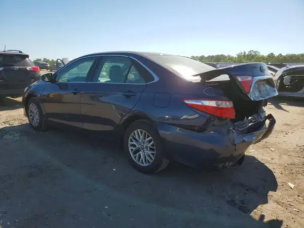 4T1BF1FK4HU713490 2017 TOYOTA CAMRY - Image 2