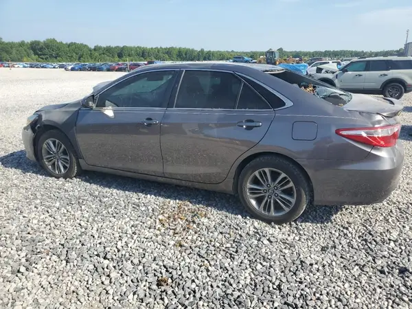 4T1BF1FK4HU714638 2017 TOYOTA CAMRY - Image 2