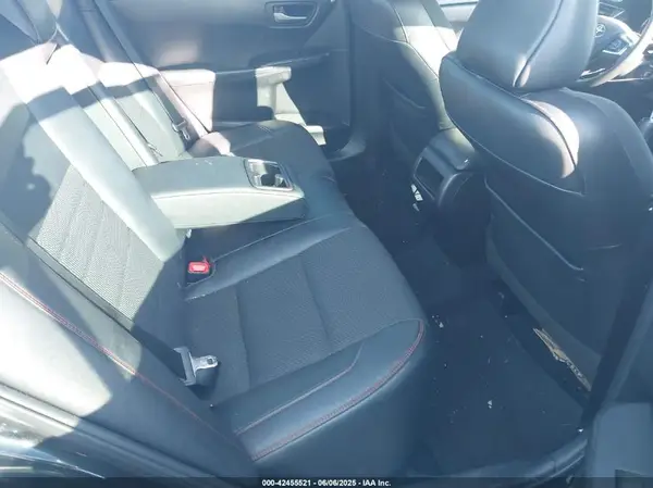 4T1BF1FK4HU718396 2017 TOYOTA CAMRY - Image 8