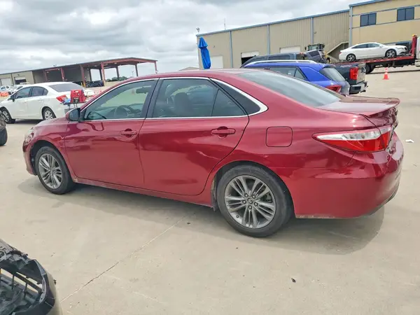 4T1BF1FK4HU720102 2017 TOYOTA CAMRY - Image 2