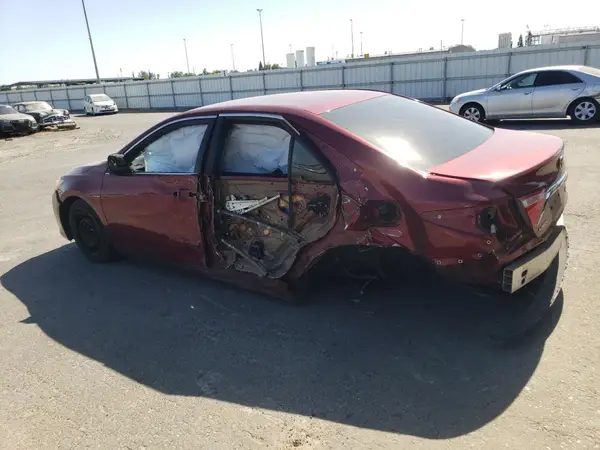 4T1BF1FK4HU723985 2017 TOYOTA CAMRY - Image 2