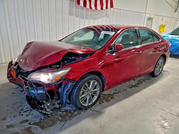 4T1BF1FK4HU724294 2017 TOYOTA CAMRY - Image 1