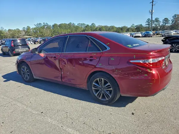 4T1BF1FK4HU728037 2017 TOYOTA CAMRY - Image 2