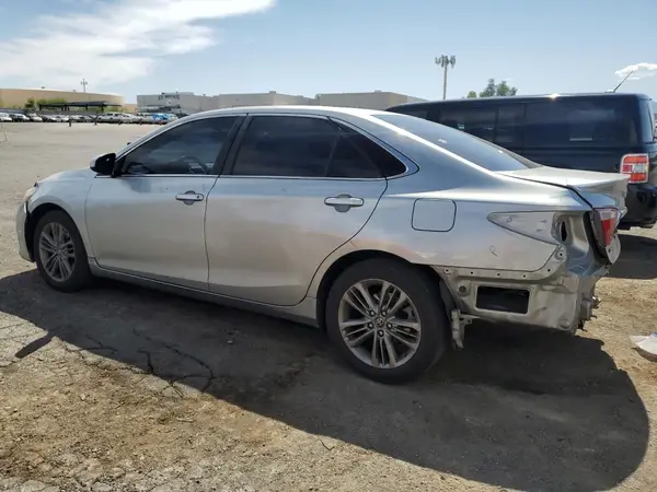 4T1BF1FK4HU732721 2017 TOYOTA CAMRY - Image 2