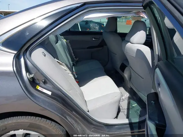 4T1BF1FK4HU732833 2017 TOYOTA CAMRY - Image 8