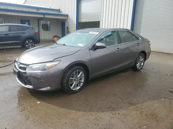 4T1BF1FK4HU736171 2017 TOYOTA CAMRY - Image 1
