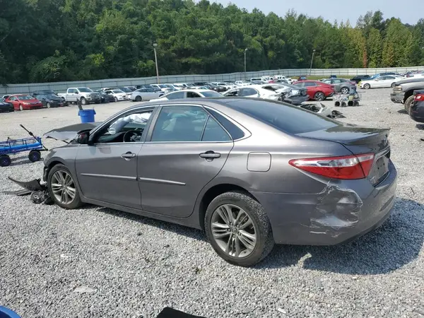 4T1BF1FK4HU738759 2017 TOYOTA CAMRY - Image 2