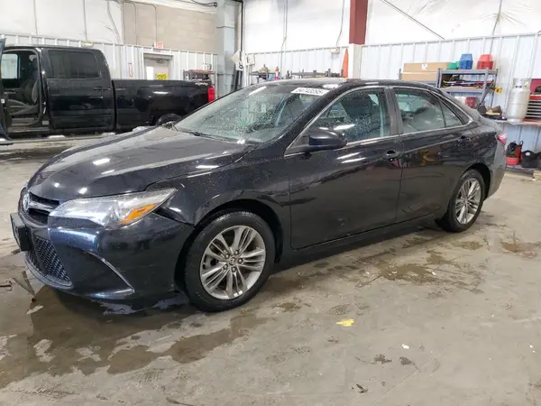 4T1BF1FK4HU739958 2017 TOYOTA CAMRY - Image 1