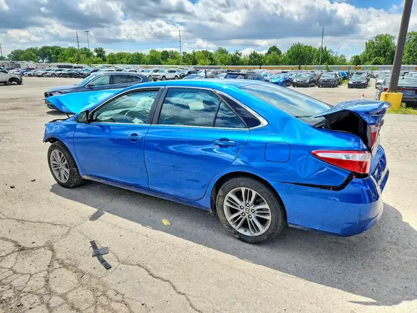 4T1BF1FK4HU740107 2017 TOYOTA CAMRY - Image 2