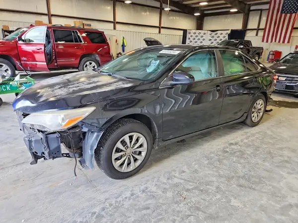 4T1BF1FK4HU741774 2017 TOYOTA CAMRY - Image 1