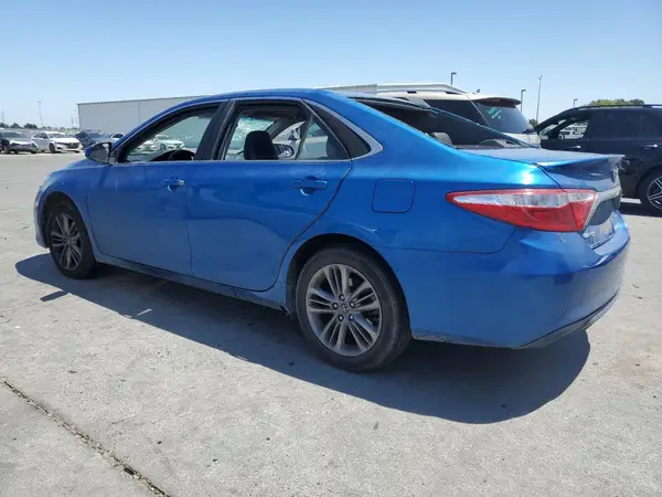 4T1BF1FK4HU744058 2017 TOYOTA CAMRY - Image 2