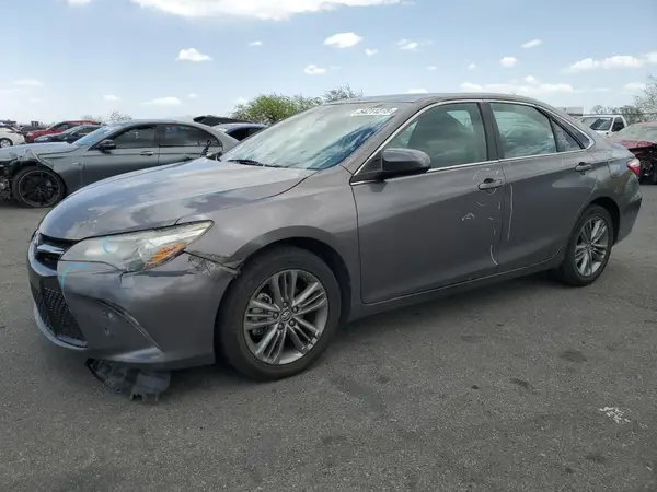 4T1BF1FK4HU744870 2017 TOYOTA CAMRY - Image 1