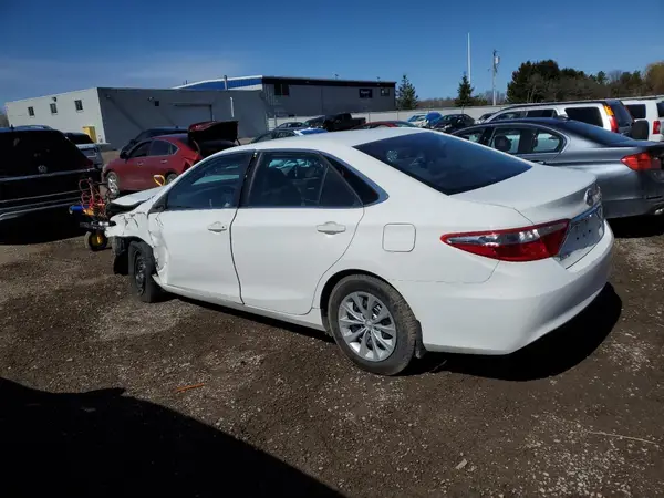 4T1BF1FK4HU746232 2017 TOYOTA CAMRY - Image 2