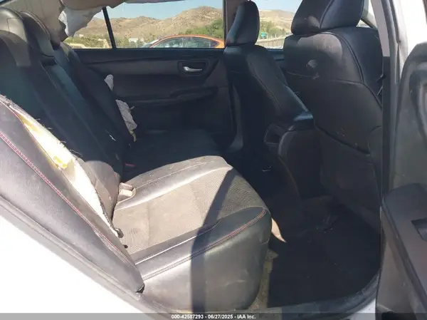 4T1BF1FK4HU749261 2017 TOYOTA CAMRY - Image 8