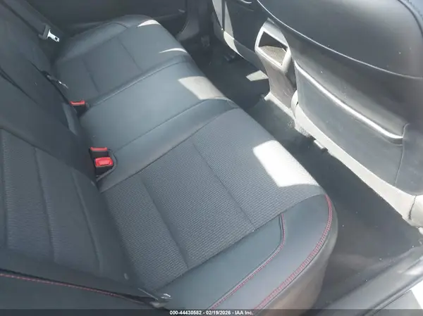 4T1BF1FK4HU751205 2017 TOYOTA CAMRY - Image 8