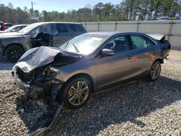 4T1BF1FK4HU753455 2017 TOYOTA CAMRY - Image 1