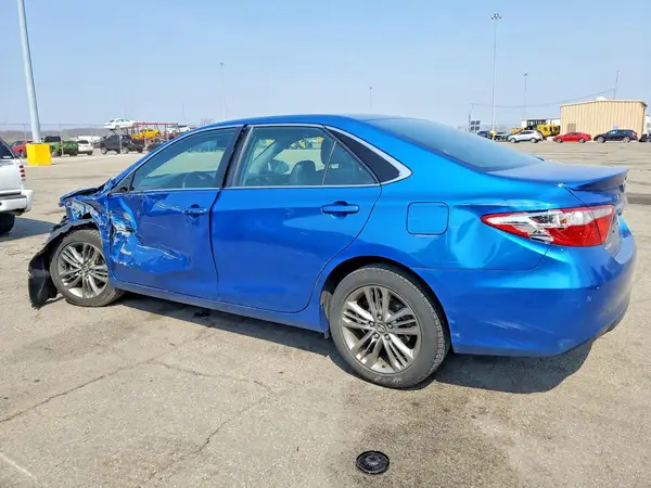 4T1BF1FK4HU753522 2017 TOYOTA CAMRY - Image 2