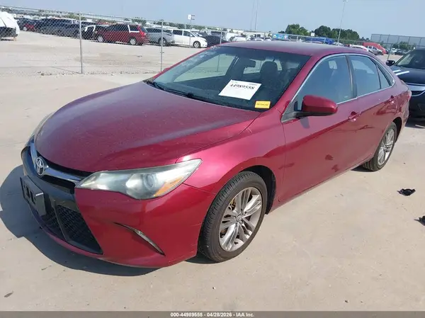 4T1BF1FK4HU755156 2017 TOYOTA CAMRY - Image 2