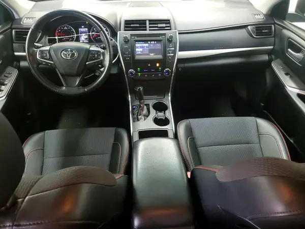 4T1BF1FK4HU758252 2017 TOYOTA CAMRY - Image 8