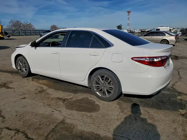 4T1BF1FK4HU760566 2017 TOYOTA CAMRY - Image 2