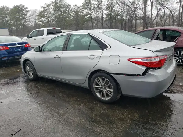 4T1BF1FK4HU761006 2017 TOYOTA CAMRY - Image 2
