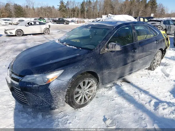4T1BF1FK4HU764228 2017 TOYOTA CAMRY - Image 2