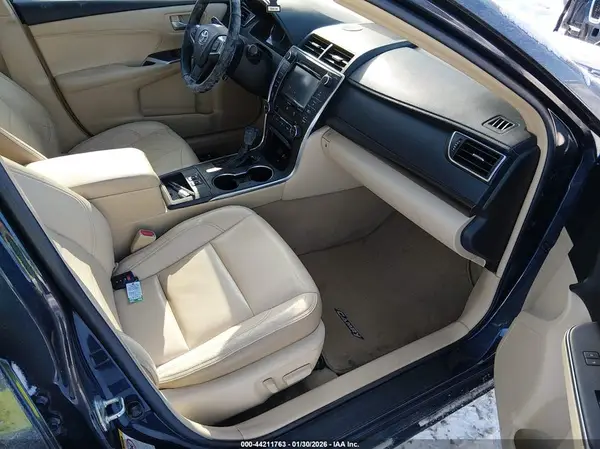 4T1BF1FK4HU764228 2017 TOYOTA CAMRY - Image 8