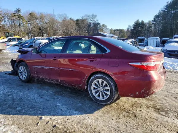 4T1BF1FK4HU774547 2017 TOYOTA CAMRY - Image 2