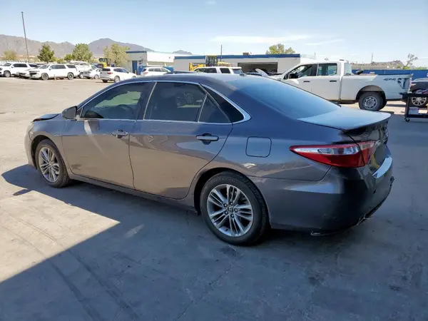 4T1BF1FK4HU774564 2017 TOYOTA CAMRY - Image 2