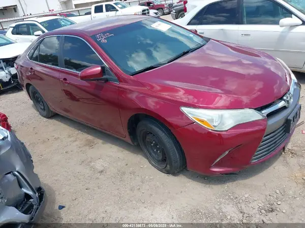 4T1BF1FK4HU775410 2017 TOYOTA CAMRY - Image 1