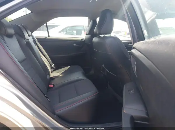 4T1BF1FK4HU780462 2017 TOYOTA CAMRY - Image 8