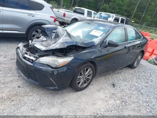 4T1BF1FK4HU780882 2017 TOYOTA CAMRY - Image 2