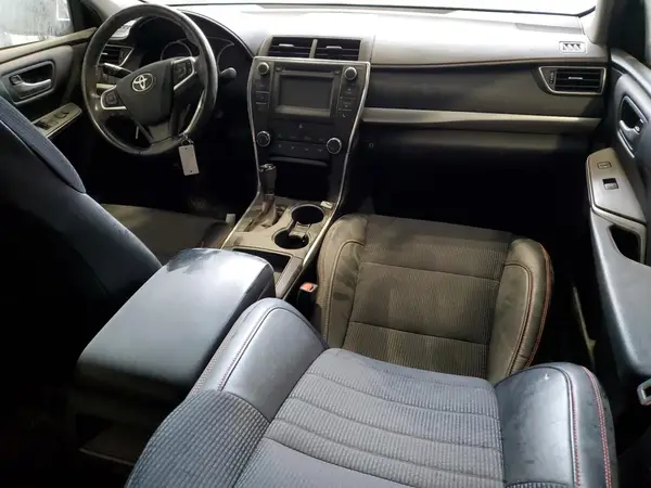 4T1BF1FK4HU781935 2017 TOYOTA CAMRY - Image 8